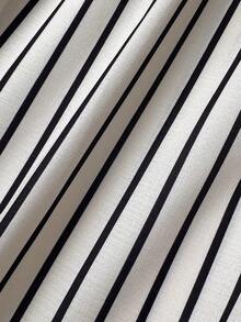 SHEIN 女款 2 件套長褲與無袖上衣，修身貼身背心上衣，腰部飾有金屬方扣與樹脂鈕扣；直筒寬褲，後腰彈性，前腰半抓皺設計，裝飾腰環，斜插口袋；時尚通勤、優雅通勤 2 件套 - 彩色 - 查看 6