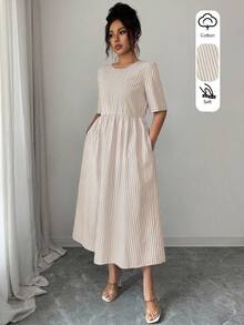 SHEIN LUNE 女款春夏新款極簡寬鬆棉麻感面料海灘度假休閒百搭日常聚會時尚通勤圓領短袖藍白條紋長洋裝 - 卡其色 - 查看 3