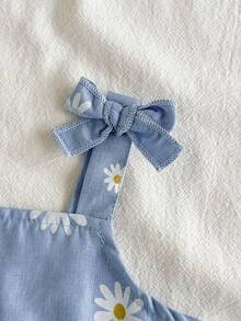 SHEIN Vintaside Kids 女嬰夏季無袖背心時髦清爽休閒數位印花背心背心搭配簡單休閒短褲套裝，適合夏季出遊、海邊度假或日常休閒穿著 - 藍色 - 查看 10
