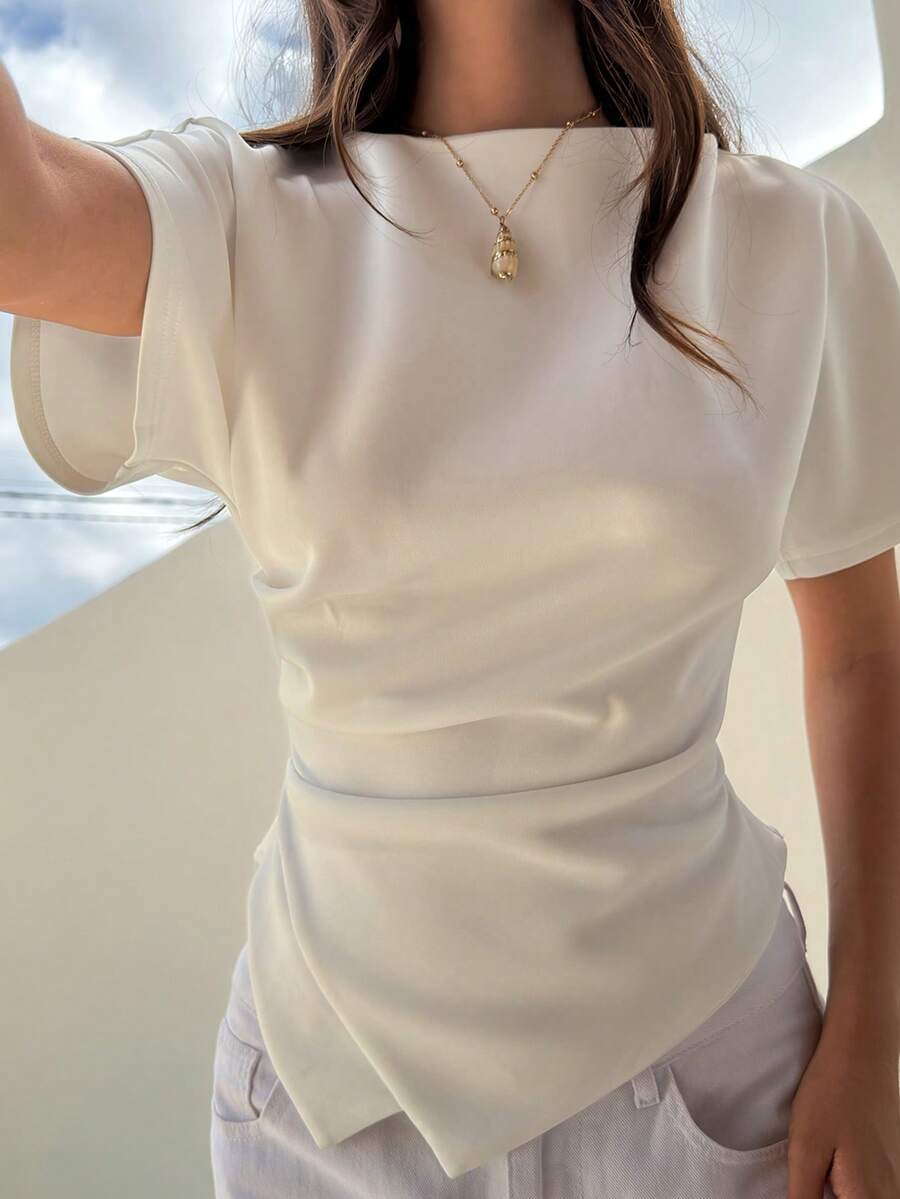 Aloruh 女款優雅船領蝙蝠袖不對稱下擺套頭T恤,休閒日常通勤上衣 - 白色 - 查看 1