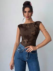 Firerie 女款優雅浪漫時尚通勤性感優美棕色紮染花卉印花露背連身衣 - 棕色 - 查看 6