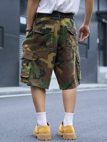 Manfinity EMRG Pantalones cortos vaqueros de camuflaje desgastados con múltiples bolsillos para hombre, estilo casual urbano, para senderismo, verde oscuro, verano, vacaciones - Verde militar - Ver 6