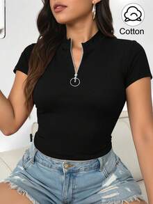 Rina Fox Camiseta Feminina de Manga Curta com Zíper Frontal Parcial, Simples e Versátil - Preto - Visão 3