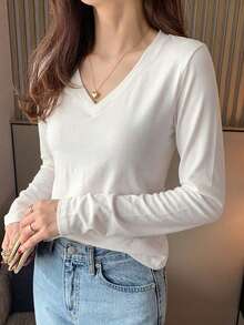 DAZY Women's Round Neck Solid Color Basic White Short Sleeve T-Shirt, Spring/Summer - White - View 2