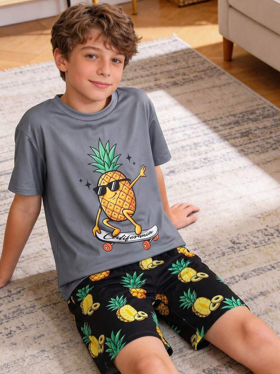 SHEIN 青少年男孩多色漸層圖案休閒寬鬆合身短袖T恤與短褲套裝,舒適睡衣,夏季 - 彩色 - 查看 1