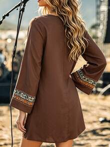 EMERY ROSE Plus Size Women's Spring/Summer Fashion: Casual, Simple, And Versatile Retro Dark Brown Bohemian Printed Bell-Sleeve Cropped Dress-Perfect For Spring And Summer Outfits - Brown - View 2