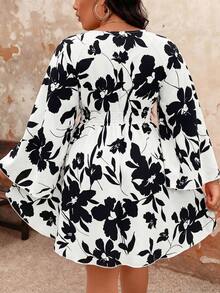 EMERY ROSE V-Neck Ruffle Sleeve Floral Print Semi-Transparent Dress Fall - Black and White - View 2