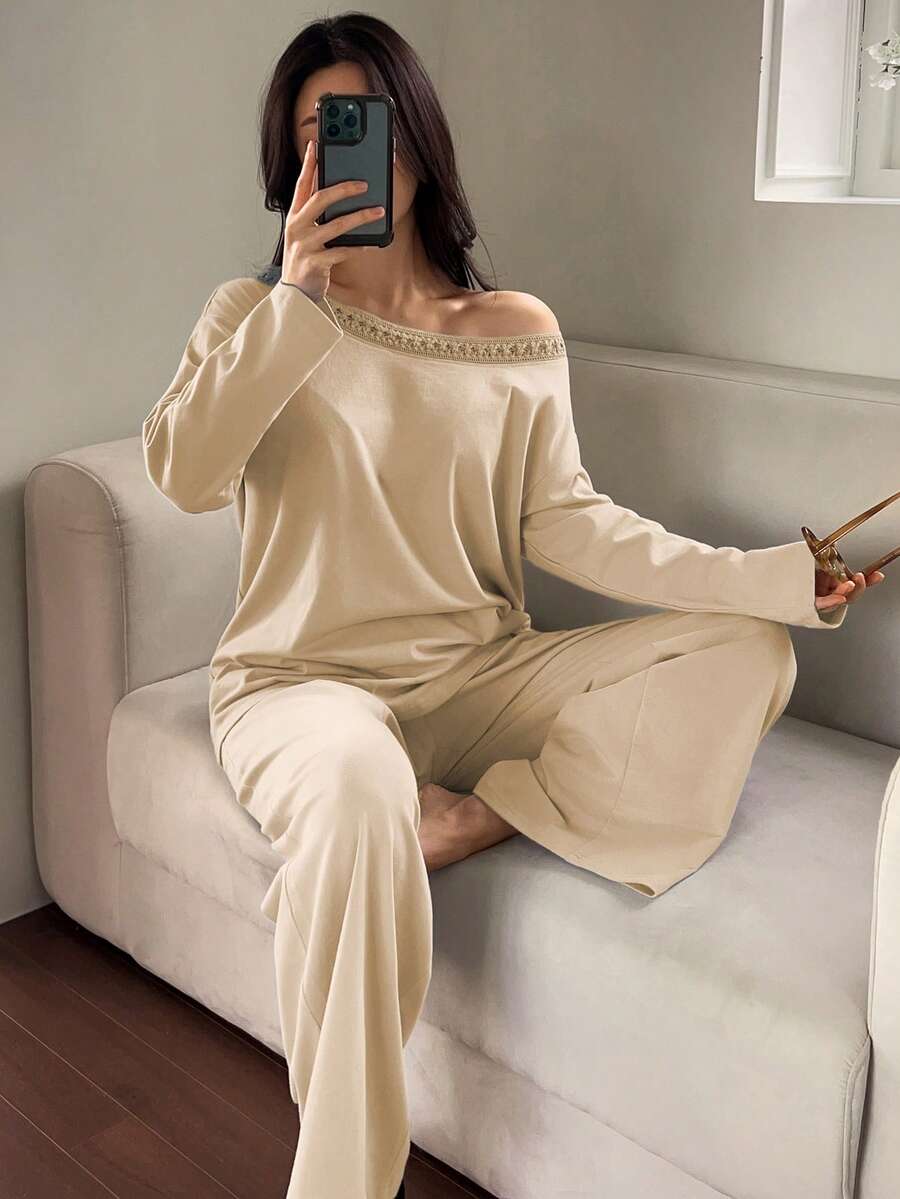 DAZY 2件組女款居家服套裝,簡約蕾絲飾邊長袖T恤與長款睡褲 - 米色 - 查看 1