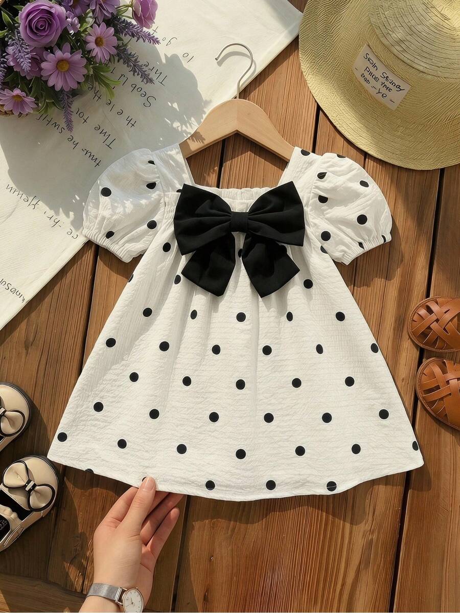 SHEIN Váy bé gái dệt họa tiết chấm bi tay bèo phong cách thường ngày - Đen và trắng - Xem 1