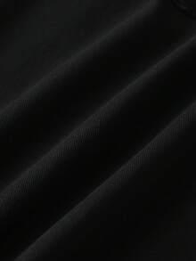 ROMWE MEN 男款黑灰拼接磨損牛仔短褲，毛邊寬腿寬鬆休閒牛仔短褲，復古街頭龐克風，夏季寬腿直筒膝長牛仔褲 - 黑色 - 查看 7