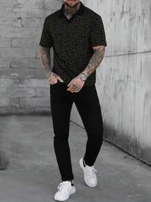 Manfinity CasualCool 男士大尺碼短袖紋理布料領子 Polo 衫，適合外出、聚會、派對與典禮場合 - 軍綠色 - 查看 3