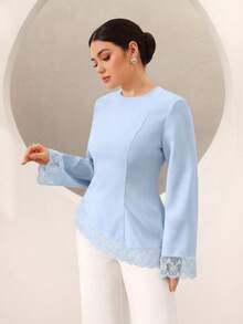 Graceveil Blus Wanita dengan Hiasan Renda, Manset Pinggang, dan Hem Asimetris - Biru - View 3