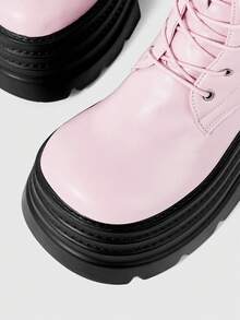 ROMWE Kawaii Sandales à talons pour femmes ~ Nouvelles bottes roses en PU de style punk pour l'automne et l'hiver 2026, à bout rond, à semelle épaisse, bottes de randonnée polyvalentes, bottes courtes à plateforme, bottes fines - Rose bonbon - Voir 6
