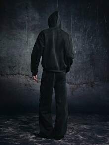 Vyqestra Manfinity Streetrush 男士街头风流行INS同款做旧褪色黑色保暖连帽衫和裤子套装，男士两件套，哥特风，潮服，2000年代风格，秋冬装，户外音乐节夜店男友/老公礼物，周年纪念礼物 - 黑色 - 查看 2