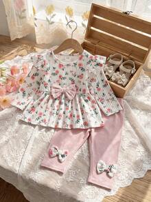 SHEIN Vintaside Kids 新生兒長袖露肩圓領清新時尚簡約數位印花上衣搭配百搭休閒粉色長褲套裝，適合日常休閒、幼兒園、學校、朋友聚會、露營、野餐及其他活動 - 淺粉色 - 查看 5
