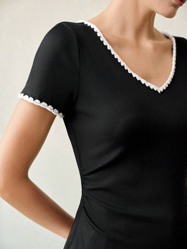 WOMEN'S CASUAL COMMUTER V-NECK CONTRAST COLOR SHELL TRIM SHORT SLEEVE T-SHIRT