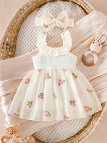 SHEIN Váy bé gái sơ sinh, phong cách lãng mạn mùa hè, ngọt ngào và dễ thương, màu trắng, dệt kim sọc nhỏ, viền bèo, dây đeo, thêu hoa, trang trí eo, lưới ren, phù hợp cho lễ cưới, đám cưới theo mùa, chụp ảnh 1 tuổi, mặc dạo phố hàng ngày - Nhiều màu - Xem 8