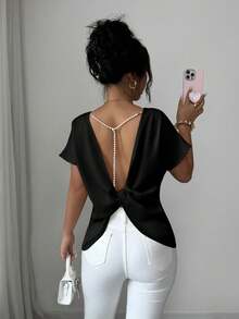 SHEIN Elenzya Damen Sommer Exquisite Elegante Satin Bluse mit verdrehtem Knoten, rückenfrei, Perlenketten-Dekor und Schulterfrei - Schwarz - Übersicht 2