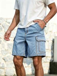 Manfinity Homme Celana Pendek Denim Pria Kasual Longgar Serbaguna dengan Kantong Kargo - Biru - View 5