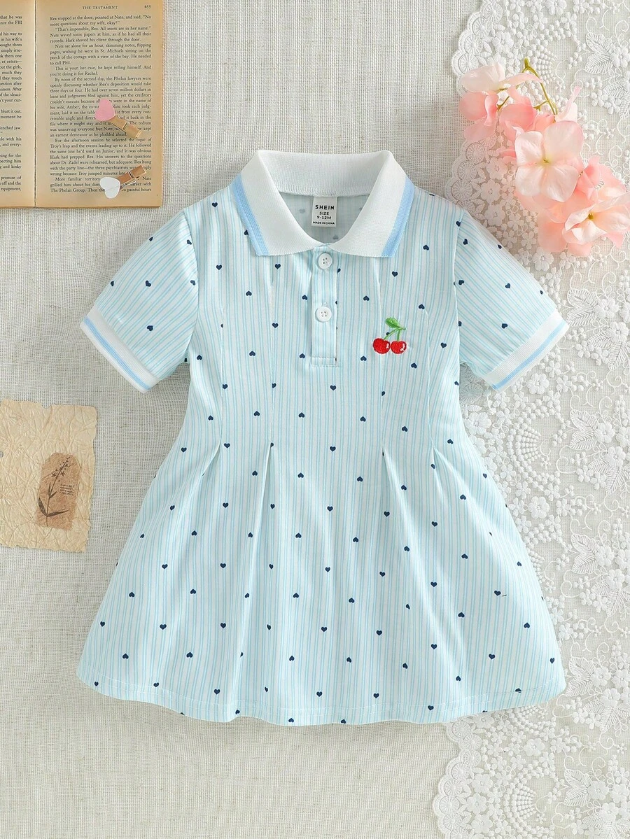 SHEIN 女嬰夏季簡約條紋愛心印花小櫻桃刺繡POLO領洋裝，適合外出、度假、玩耍與日常穿著