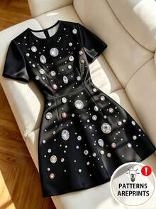 GlowEve CURVE Đầm bodycon co giãn in họa tiết trang sức thanh lịch cho nữ size lớn, đầm đen, đầm dạ hội, đầm xuân hè, trang phục đi biển, đầm tiệc thanh lịch, đầm thường ngày, đầm dự tiệc cưới, đầm dạ hội sang trọng cho nữ, trang phục nghỉ dưỡng cho nữ, đầm tốt nghiệp cho nữ, đầm sinh nhật cho nữ, trang phục kỳ nghỉ hè, đồ công sở đi làm cho nữ, phong cách đồng quê cho nữ - màu đen - Xem 1