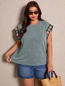 Elaquor Plus Size Women Crochet Short Sleeve Round Neck Casual T-Shirt - Green - View 6