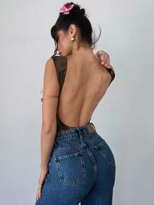 Firerie 女款優雅浪漫時尚通勤性感優美棕色紮染花卉印花露背連身衣 - 棕色 - 查看 7