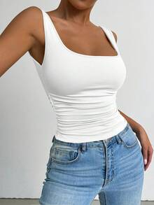 SHEIN CURVE+ 大尺碼女款方領無袖背心上衣，春夏季度假基本款白色背心，適合外出穿搭 - 白色 - 查看 3