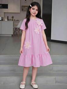 春夏季青少年女孩短袖條紋洋裝，甜美優雅可愛公主風，3D花朵貼花裝飾，柔軟面料圓領，胸前打褶，荷葉邊下襬，寬鬆A字版型，適合派對、野餐、校園、學校日常穿著、旅行、生日、假期、戶外 - 粉色 - 查看 4
