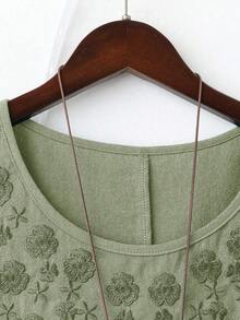 Linhara 大尺碼女款素色亞麻感圓領刺繡七分袖休閒襯衫 - 綠色 - 查看 3