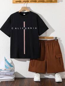 SHEIN 青少年男孩 2件組 CALIFORNIA 垂直條紋圖案圓領短袖T恤與工裝短褲套裝，適合節慶、派對、春夏、休閒舒適，夏季穿著理想，時尚街頭風，適用戶外野餐、街拍、校園、假期、禮物 - 彩色 - 查看 3