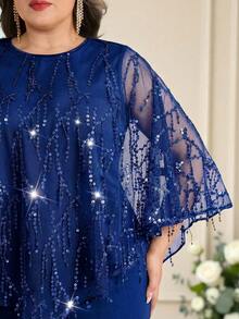 Modelyn Set 2 Potong Elegan untuk Wanita Ukuran Plus dengan Atasan dan Gaun Model Batwing Jala Berpayet - Royal Blue - View 6