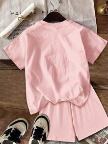 Young Girl Round Neck Casual Simple Cartoon Girl Portrait Print Short Sleeve Top And Shorts 2pcs Set - Multicolor - View 4