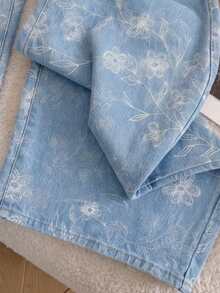EMERY ROSE Mature Denim Quần jeans ống rộng suông thoải mái có túi in họa tiết hoa cho nữ - Rửa trung bình - Xem 4