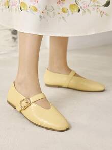 MOTF PREMIUM WOMEN'S CASUAL CROCODILE PATTERN COMFORTABLE VERSATILE MARY JANE SQUARE TOE FLAT SHOES FOR CHRISTMAS SPRING SHOES - Yellow - View 2
