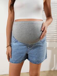 SHEIN Maternity Summer Casual Daisy Embroidered Denim Shorts Light Blue - Light Wash - View 3
