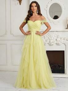 SHEIN Belle Vestido de dama de honor con hombros descubiertos, fruncido en el pecho, volantes asimétricos multicapa en el bajo - Amarillo - Ver 3
