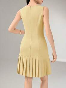 Heiryn Sophisticated Beige Sleeveless Midi Dress For Women Featuring Side Buttons And Pleats - Yellow - View 3