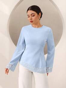 Graceveil Blus Wanita dengan Hiasan Renda, Manset Pinggang, dan Hem Asimetris - Biru - View 7
