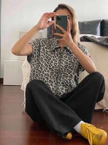 Livesso 女款豹紋寬鬆休閒牛仔外套 - 卡其色 - 查看 4
