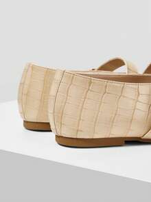MOTF PREMIUM SEPATU FLAT MARY JANE KASUAL BERMOTIF BUAYA, NYAMAN, DAN SERBAGUNA UNTUK NATAL DAN MUSIM SEMI - Aprikot ringan - View 5