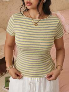 CovetEZ Camiseta de manga corta casual de talla grande con rayas de color crema amarillento, para primavera/verano - Amarillo - Ver 3