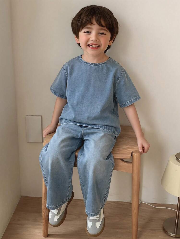 Casual Loose Short Sleeve Top + Straight Leg Loose Pants Boys Denim Outfit (Small)