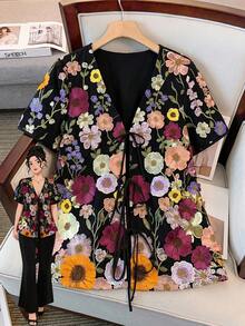 GlowEve CURVE Plus Size Simple Elegant Embroidered Women's Jacket - Multicolor - View 1