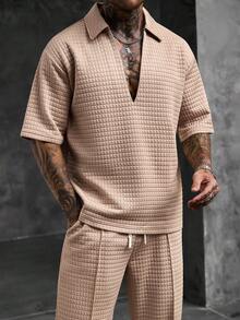 Manfinity CasualCool Herren lässig Alltags Pendler einfaches Einfarbig strukturiertes V-Ausschnitt Kurzarm T-Shirt und Lange Hose mit Kordelzug Taille Set, Frühling/Sommer/Herbst - Aprikosenfarben - Übersicht 3