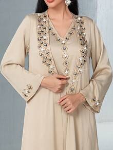 Layrah Conjunto de 2 piezas de abaya de lujo con diamantes y brillo, color café, hecho a mano - Albaricoque - Ver 3