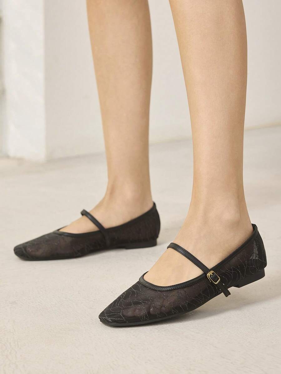 MOTF PREMIUM WOMEN COMFORTABLE MINIMALIST FLAT SHOES, VERSATILE FOR COMMUTING, SUITABLE FOR HALLOWEEN FOR CHRISTMAS - Pure black - View 2