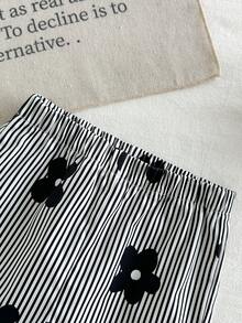 SHEIN Playful Pals 2件組女嬰幼兒/新生兒0-3歲春夏季休閒日常趣味臘腸狗印花圓領T恤上衣+粉色條紋短褲套裝 - 黑與白 - 查看 8