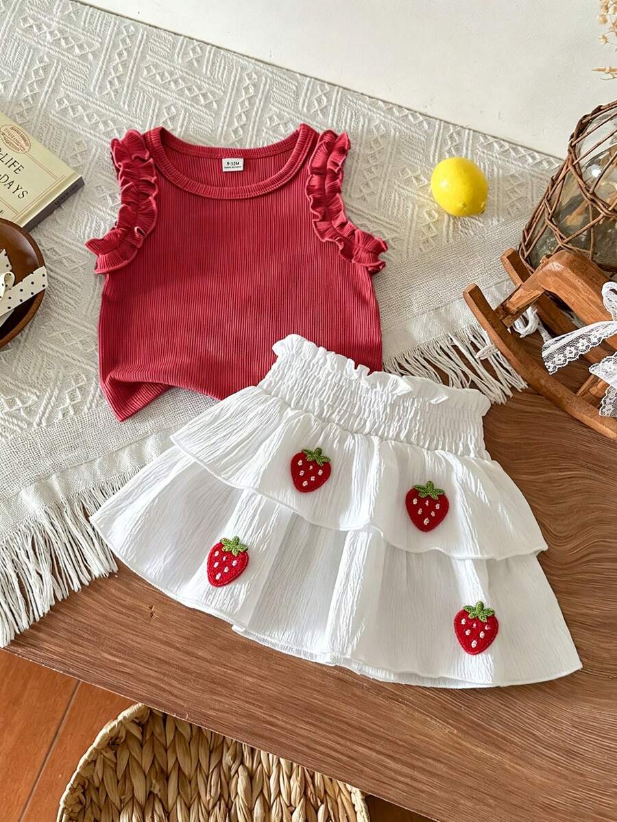 SHEIN 2件組女嬰夏季無袖套裝,清新甜美,溫柔紅色羅紋背心搭配荷葉邊肩帶,彈性腰蛋糕裙飾有3D小花,分層裙襬輕盈透氣,整體展現女嬰俏皮可愛風格 - 紅色 - 查看 1