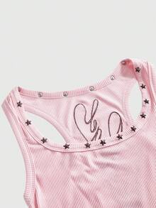 ROMWE Fairycore 女款復古音樂節性感辣妹百搭百搭英文Logo刺繡U領星鉚釘背心上衣 - 粉色 - 查看 4